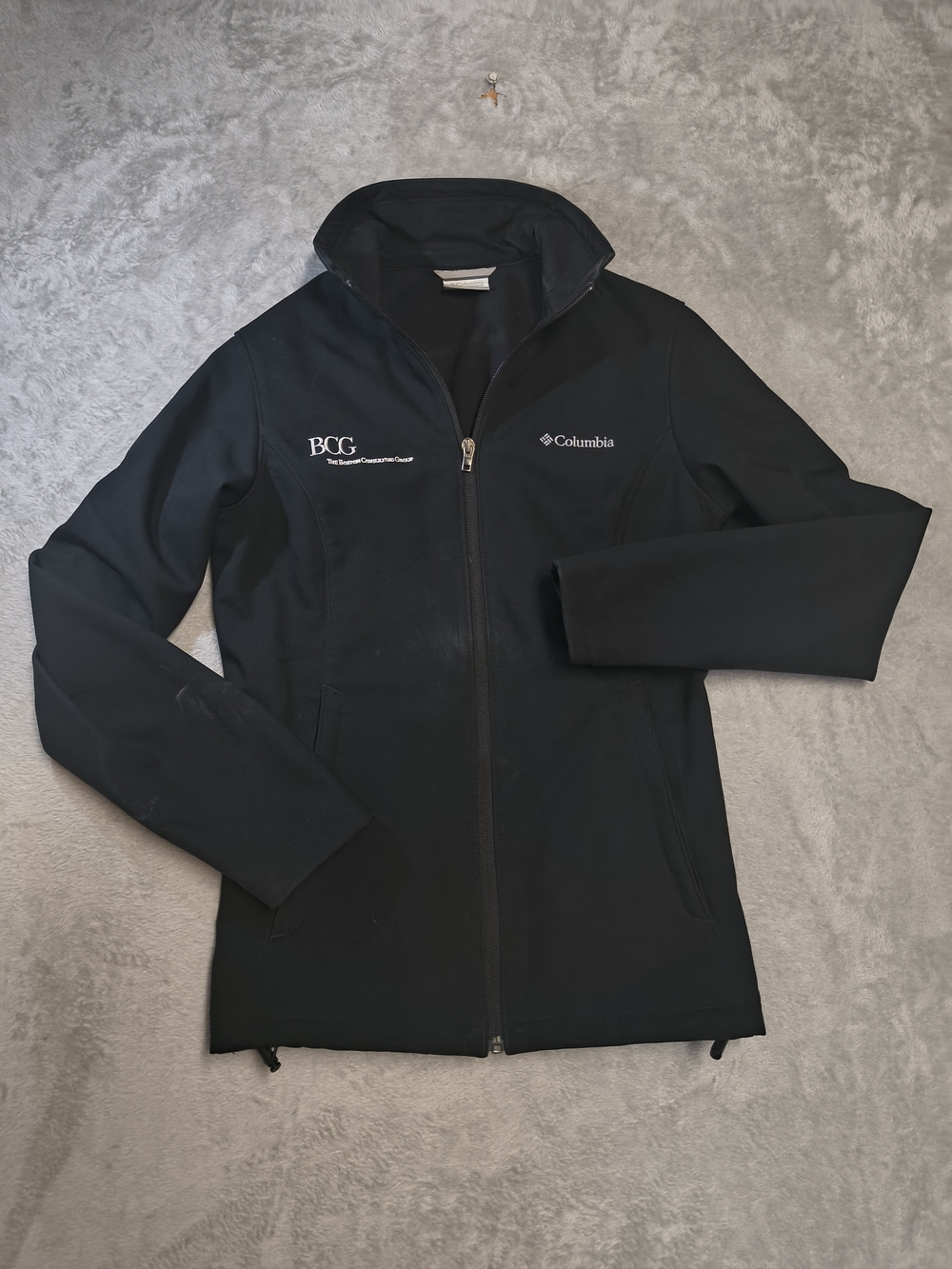Columbia Women’s Black Utility Softshell Jacket